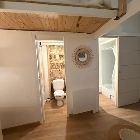 Wood Vibes Mezzanine - Centre Ecusson 아파트